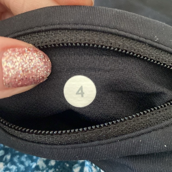 Lululemon Run Speed Short size 4 
Pebble Print Parfait Pink Alberta Lake Black - Picture 6 of 11